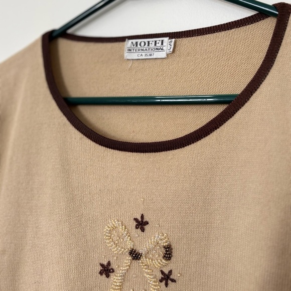 🎉4/30$🎉 Vintage 2-Piece Beige & Brown Cardigan Sweater & Floral Beaded 🤎 - Picture 5 of 8